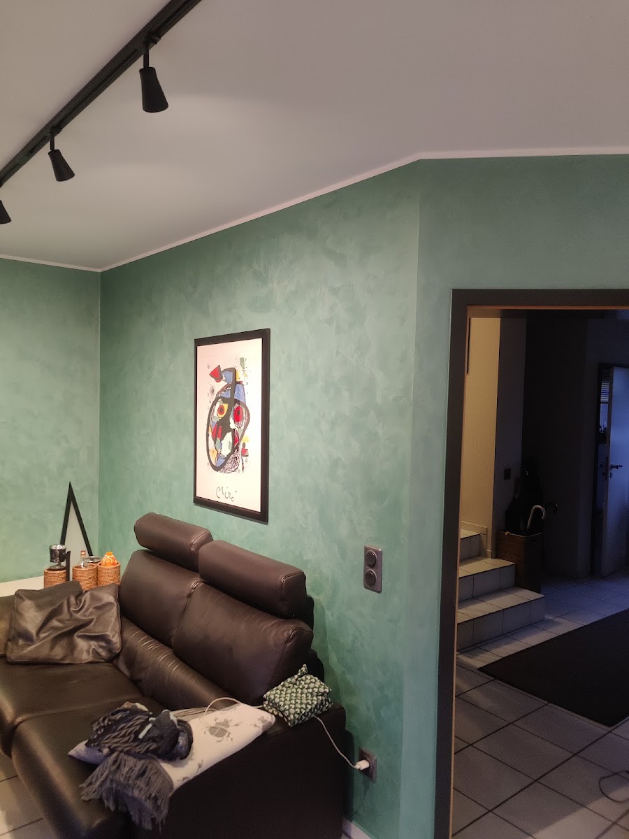Wischtechnik-Wand in Grün im Wohnbereich